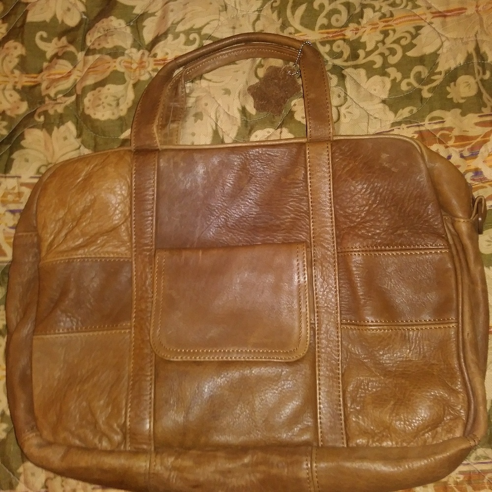 Carroll original wear leather laptop bag